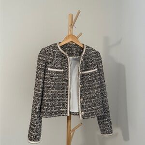 Elie Tahari Navy & Cream Tweed Cropped Blazer